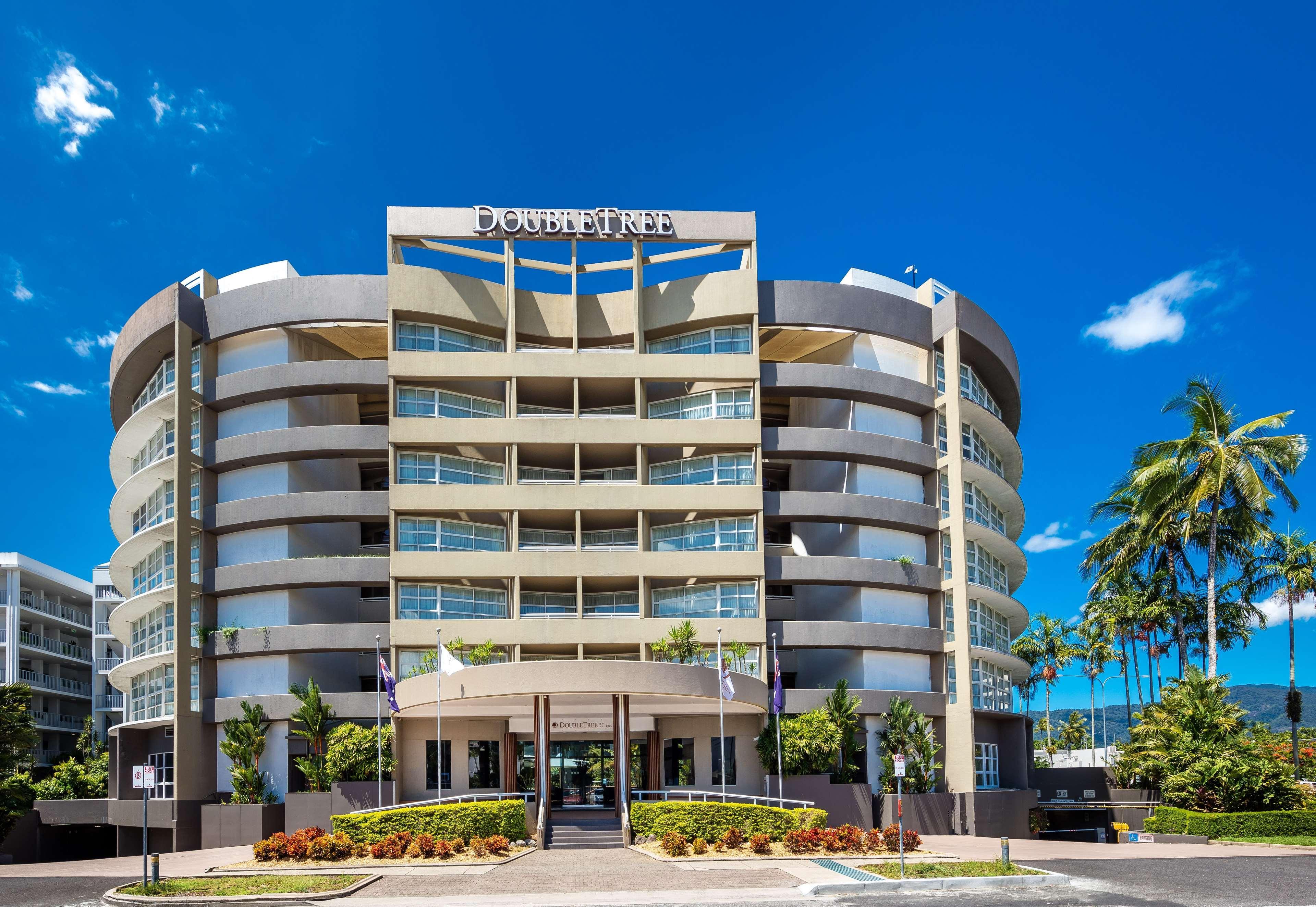 מלון Doubletree By Hilton קאירנס מראה חיצוני תמונה